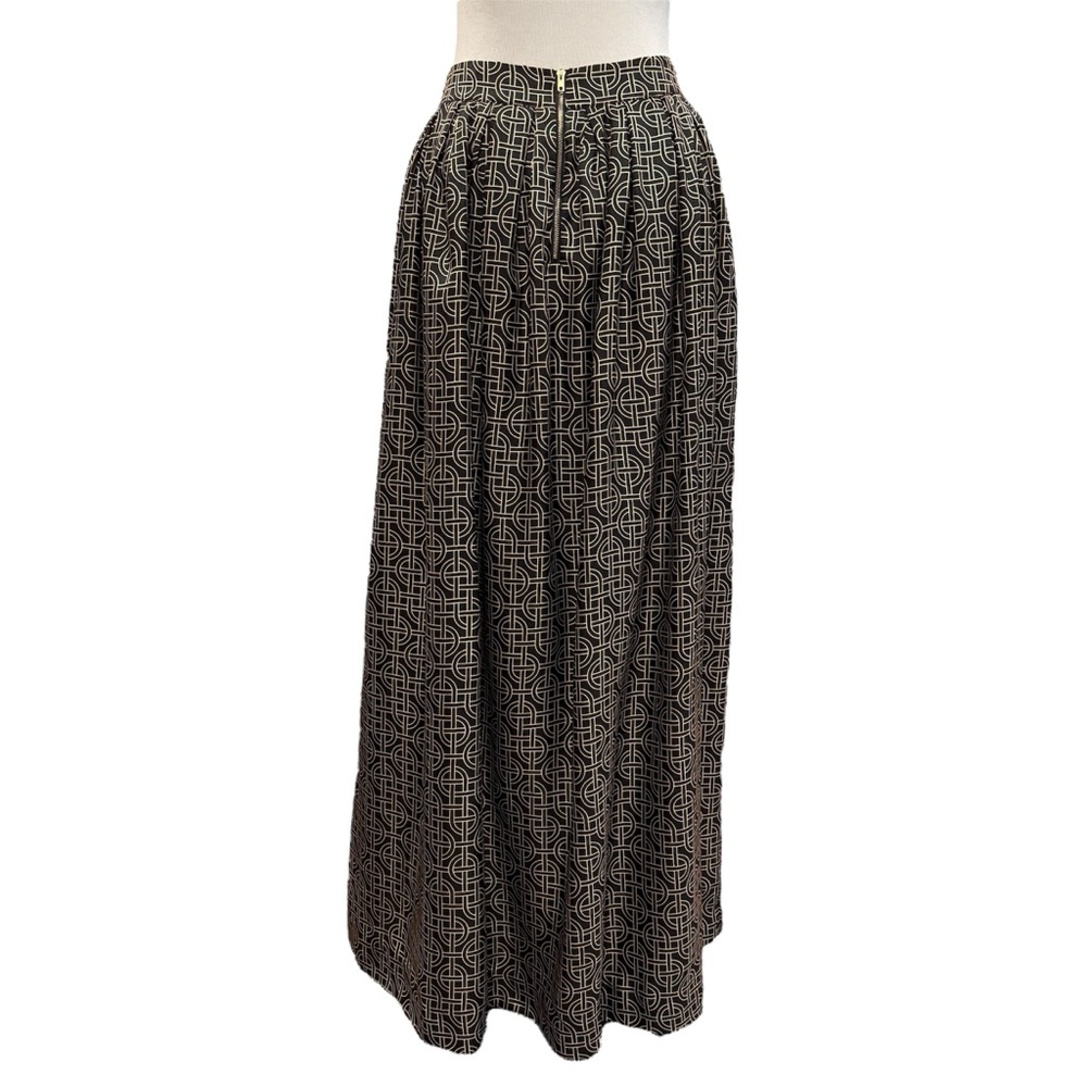 Elizabeth McKay Hong Kong Silk Maxi Skirt Black Gold Metro Print Women’s size 4 - Picture 5 of 12